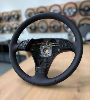 Preview: BMW E36 Lenkrad neu beziehen, BMW E46 Lenkrad Leder, E46 Alcantara Lenkrad, M-Technik Lenkrad beziehen, BMW Lenkrad neu Hannover, Lederlenkrad Reparatur, 3er BMW Lenkrad Aufbereitung